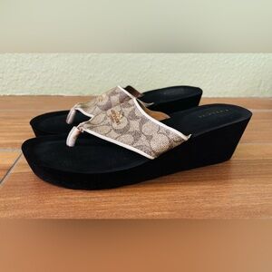 Coach Womens Janice Black Monogram Slip On Flip Flop Sandal Size 9B